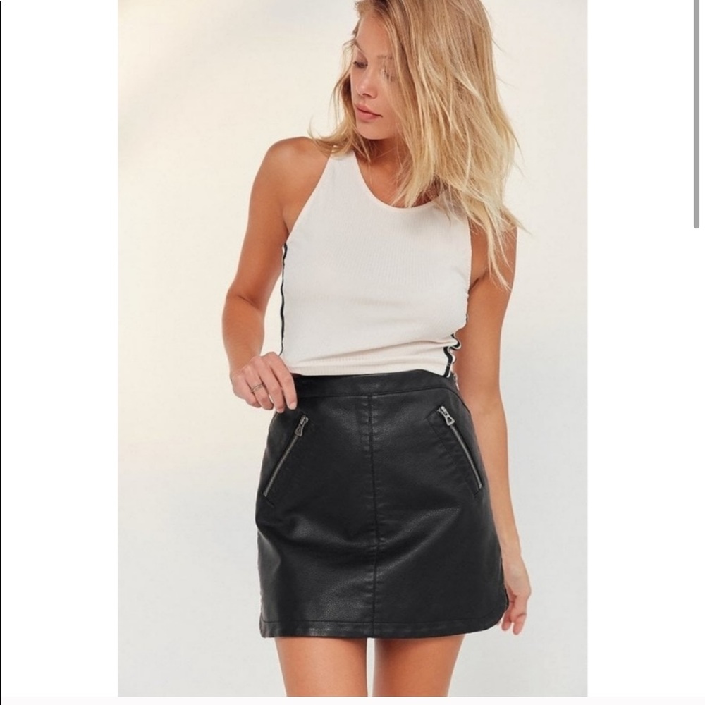 NWOT small faux leather mini skirt Silence + Noise